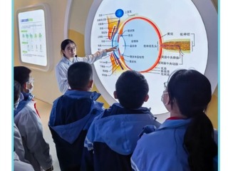 【凌霄新闻台】明眸护未来，健康伴成长——宝带实验小学第十届科技节系列活动之“我是眼科小医生”科普教育实践活动